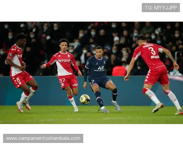 奥雷利安·楚阿梅尼:国家德比承担关键中场任务 奥雷利安·楚阿梅尼:国家德比承担关键中场任务